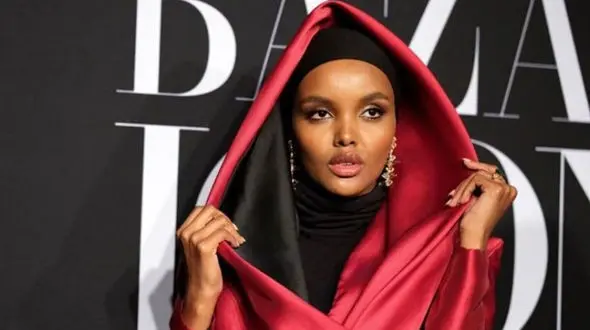 حجاب خانم مدل  آمریکایی روی خانم بازیگران ایرانی را کم کرد !