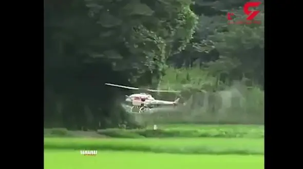 عجیب ترین کار در سمپاشی  مزارع+ فیلم