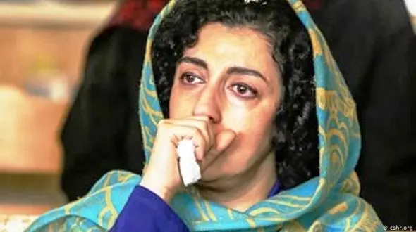 نرگس محمدی به بیمارستان منتقل شد