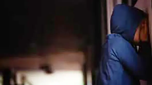 فریدون با نقشه شوهرم را به زندان انداخت و مرا بی عفت کرد !