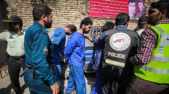 دستگیری اراذل و اوباش پارک سرچشمه شهرکرد