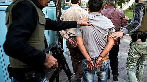 درگیری مسلحانه پلیس با آدم ربایان در ریگان / 2 گروگان رهایی یافتند + جزییات