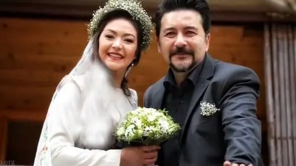 پیری ناگهانی امیرحسین صدیق بعد از طلاق ! + عکس شوهر دوم خانم خوش اندام !