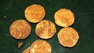 کشف ۸ قطعه سکه ساسانی در بم