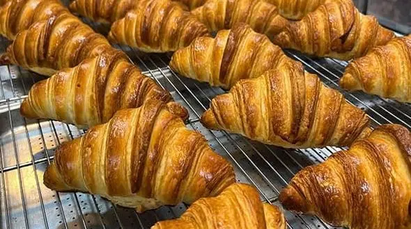 از کروسان شکلاتی تا شیرینی تسمه‌ای 