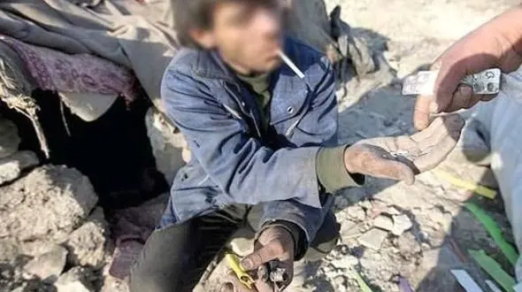 خرید و فروش کیلویی مواد مخدر در چابهار همچون خیار و گوجه / توضیحات رئیس شورای شهر چابهار + فیلم