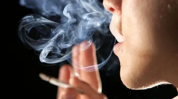 زنم پروانه با مرد دیگری ازدواج کرد / نگران دختر 16 ساله ام هستم