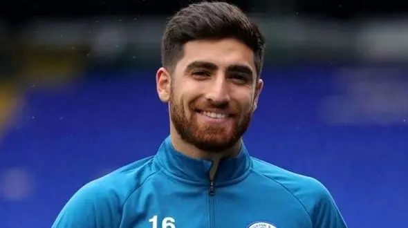  فیلم از منشوری علیرضا جهانبخش / دلقک بازی و ژست های عجیب که از آقای فوتبالیست بعید بود!