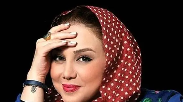 نگاهی به حیاط بهشتی و سرسبز خانه بهنوش بختیاری و گربه دوست‌داشتنی‌اش/زندگی لاکچری و طبیعی در کنار هم!