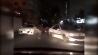 فیلم لحظه تیراندازی پلیس به خودروی سارقان گیشا / بازداشت دزد پرشیا سوار 