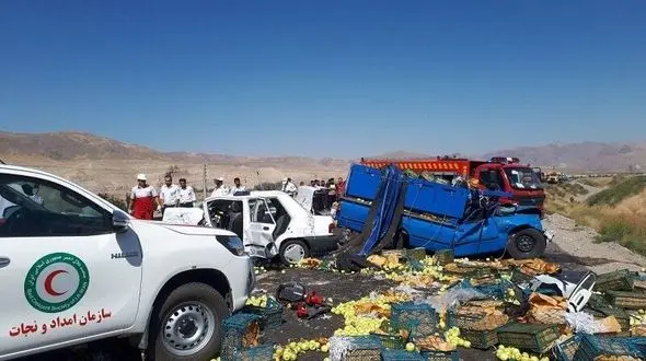 پراید  یک نیسان آبی را از وسط تا کرد! / یک زن کشته شد + عکس باورنکردنی در جاده پارس آباد