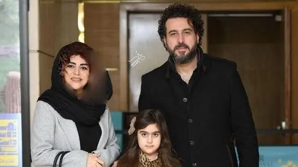 فیلم/ محسن کیایی: زمانی که با خانومم آشنا شدم من 21 سالم بود / ما با همدیگه بزرگ شدیم، تو خونمون بچه ها میان میرن فک میکنن ما دوستیم تا ازدواج کرده باشیم