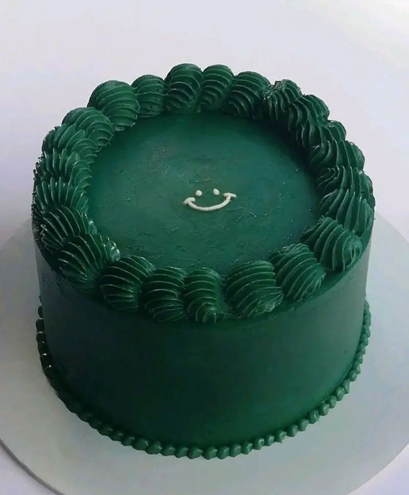 کیک تولد سبز پاستیلی