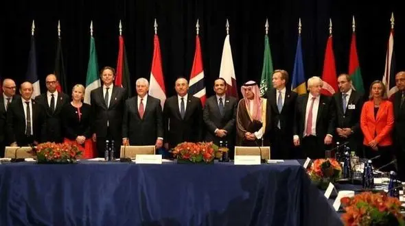 مشارکت وزیران خارجه قطر و عربستان در نشستی درباره سوریه/ الجبیر با آل ثانی دست نداد