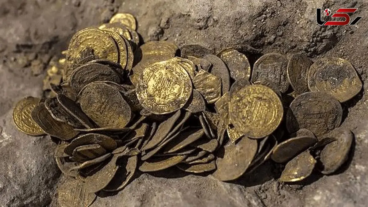 کشف گنجینه‌ای تاریخی / 74 سکه قدیمی در اسدآباد پیدا شد