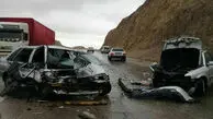 فیلم لحظه تصادف شاخ‌ به‌ شاخ پژو 405 در جاده سنندج–دیواندره / خودرو ایرانی ها از وسط نصف شدند