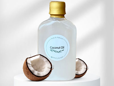 ماساژ سر با 5 روغن موثر برای تقویت پوست و حفظ رطوبت