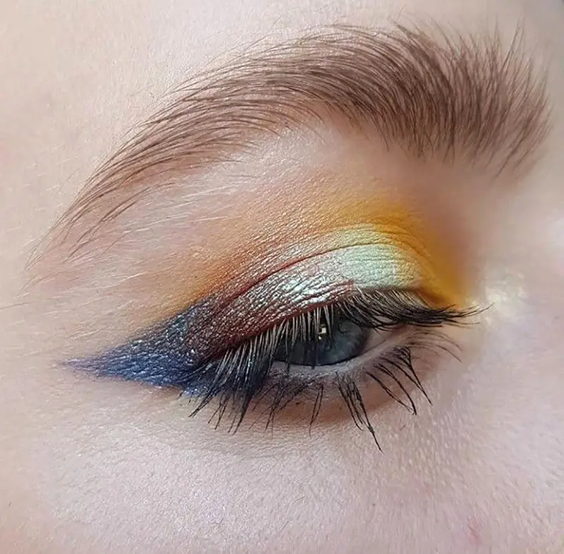 آرایش چشم ساده دخترانه در خانه