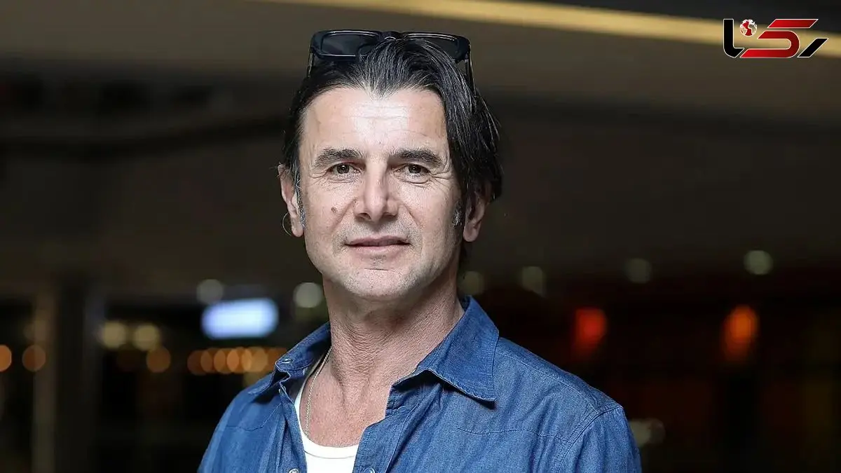 امین حیایی با پیراهن لی و عینک تیره در اکران «غریزه»/ استقبال مردم از ستاره سینما 