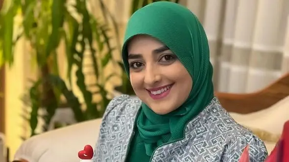 نگاهی به ویلای زیبا و نوستالژی ستاره سادات قطبی در دربند تهران+ویدیو/ چقدر به پسرش داره خوش میگذره