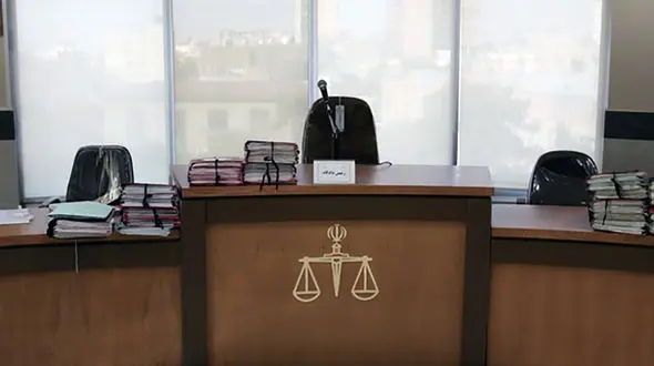 مرد محکوم به اعدام با اقدام زن شاکی بار دیگر محاکمه شد 