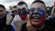 گزارش تصویری از شادی روس‌ها بعد از شکست اسپانیا/ میدان سرخ در تصرف جشن شبانه+ عکس