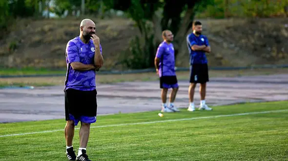 شوک به استقلال / آبی پوشان پایتخت بدون مربی برابر هوادرا