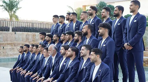 رونمایی از لباس رسمی تیم ملی فوتبال برای حضور در جام ملت ها/ خوش پوش هایِ مدعی! + تصاویر 