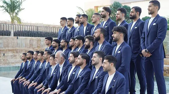 رونمایی از لباس رسمی تیم ملی فوتبال برای حضور در جام ملت ها/ خوش پوش هایِ مدعی! + تصاویر 
