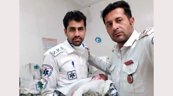 زایمان عجیب زن دنایی / اورژانسی ها شوکه شدند + عکس