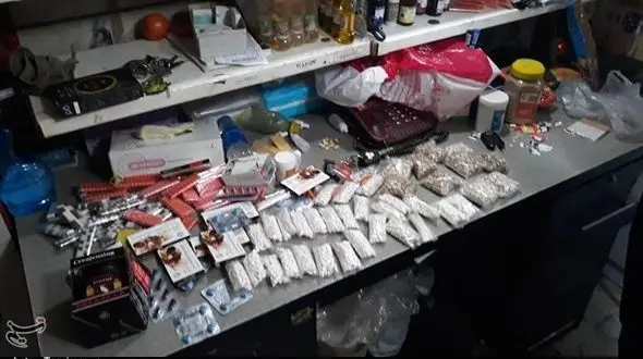 10 هزار قرص متادون و ترامادول غیر مجاز در کرج کشف شد