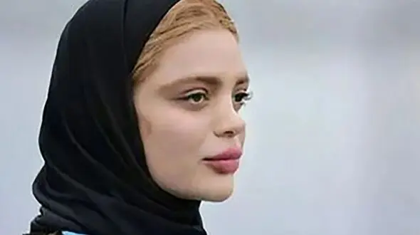 این دختر ایرانی زیباترین ورزشکار جهان شد ! + عکس های مونا ثریابین وسط زمین فوتبال !