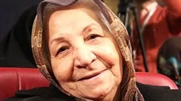 عکس رقیه چهره‌آزاد، مادر سینمای ایران کنار نوه معروف و بازیگرش + این عکس پربازدید شد