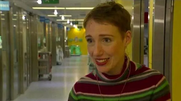 این زن پس از 6 ساعت ایست قلبی از دنیای مردگان بازگشت / فرانسه+ عکس