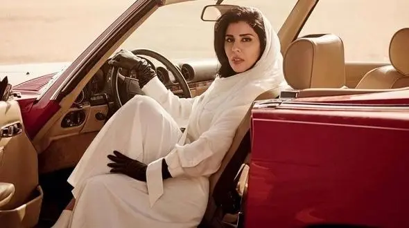 دختر پادشاه عربستان مدل مجله آمریکایی شد/شیوع مانکن شدن در میان شاهزاده های عربستانی+عکس