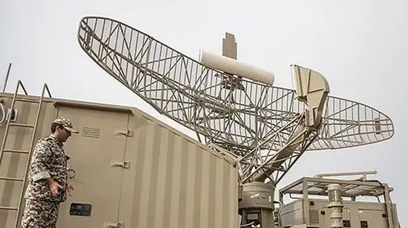 تجهیز پهپادهای نهاجا به سیستم‌ جنگال و مهمات دورایستای نقطه‌زن