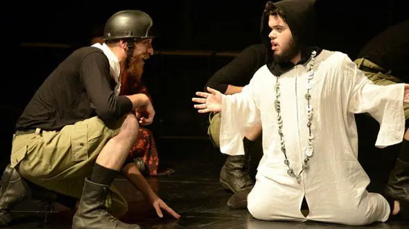 سختی هایی که بازیگر مرد به دلیل فیزیک متفاوتی در راه بازیگری کشید 