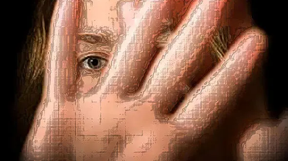 آزارو اذیت مارال توسط همبازی های کودکی اش در ویلای شمال / این دختر باردار شد