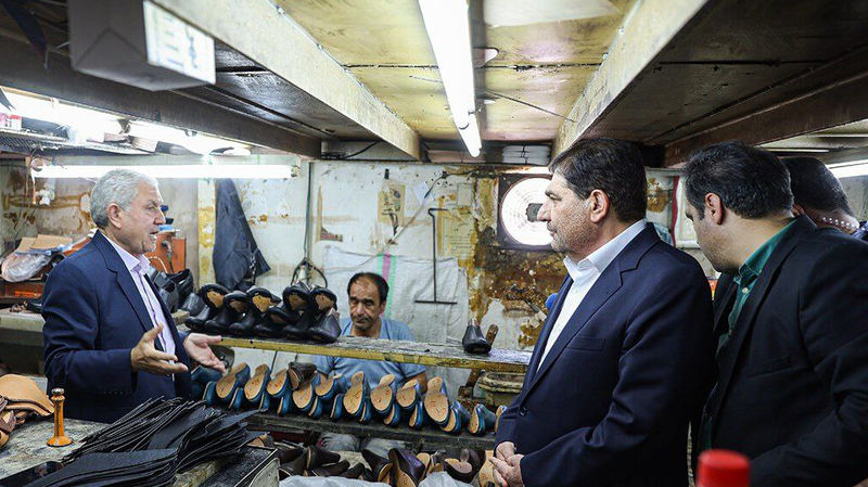بازدید ۲ ساعته معاون اول رئیس جمهور از بازار کفش بازار بزرگ تهران 