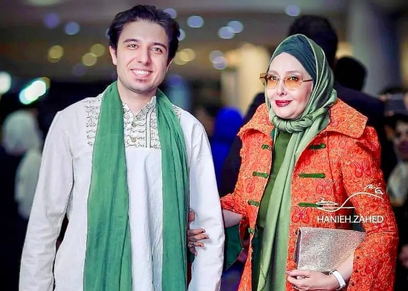 کتایون ریاحی و پسرش