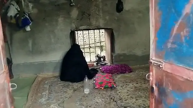 چرخ معیشت زن سرپرست خانوارِ ساکن روستای مرزی کشور سوخت/ مادر 7 فرزند است و نیازمند کمک خیران