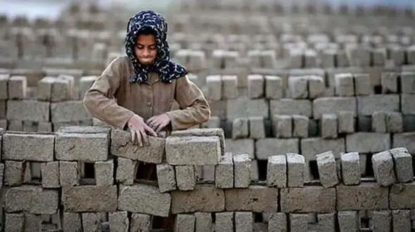 نجات 200 کودک از کوره های آجرپزی