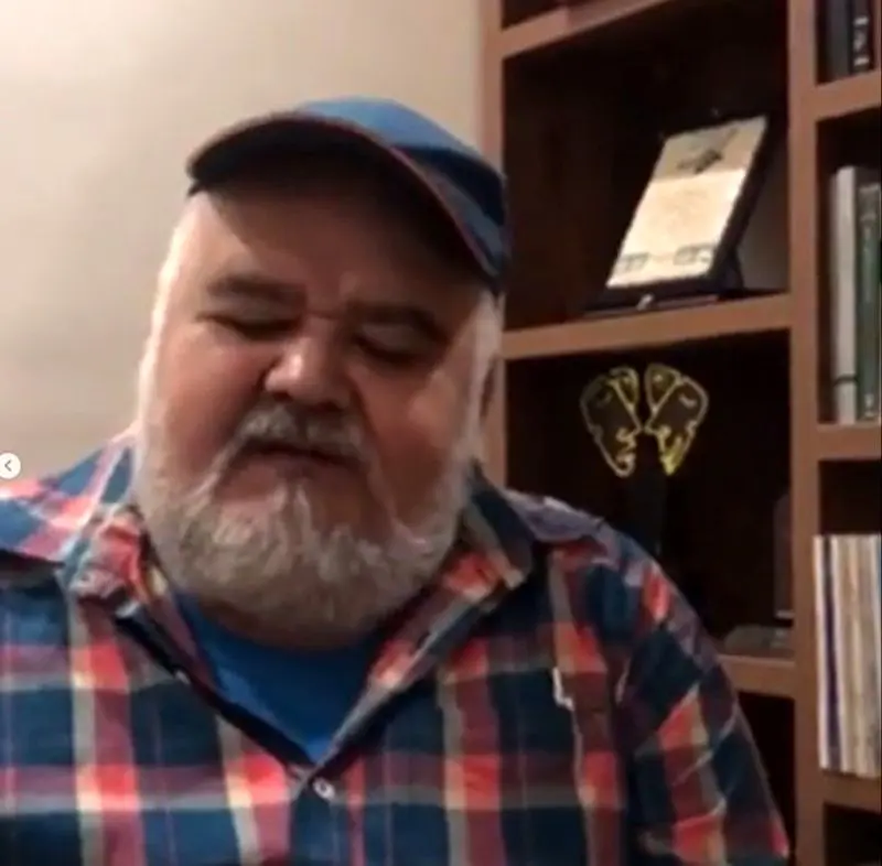 چیدمان منزل اکبر عبدی