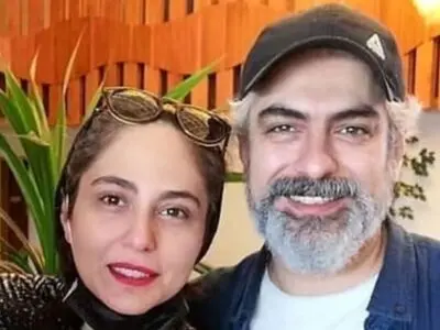 عکس سفر در زمان / «مهدی پاکدل» 19 ساله در کنار «فاطمه معتمدآریا» در پشت‌صحنه یک تئاتر / تغییرات تیپ و استایل و چهره اش شگفت انگیزه 