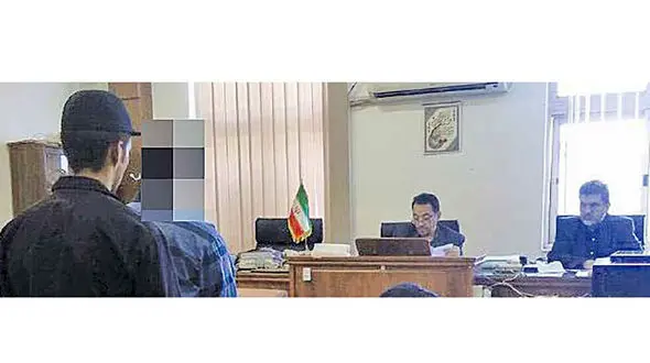  اشک‌های سوزناک مادر یک قاتل در دادگاه + عکس