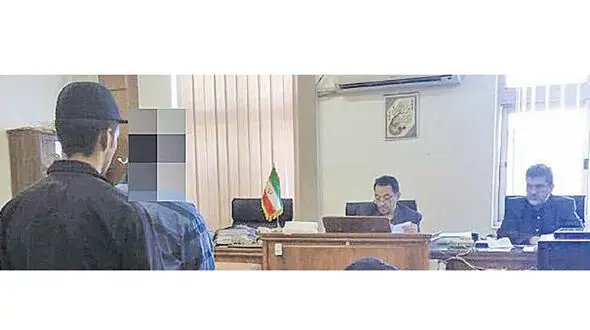  اشک‌های سوزناک مادر یک قاتل در دادگاه + عکس