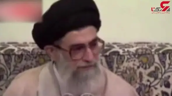 رهبر انقلاب: در کوچه با بچه‌ها والیبال بازی می‌کردم!