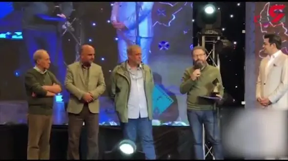 هیچ سیاست و حاکمیتی پشت این جایزه نیست!+فیلم