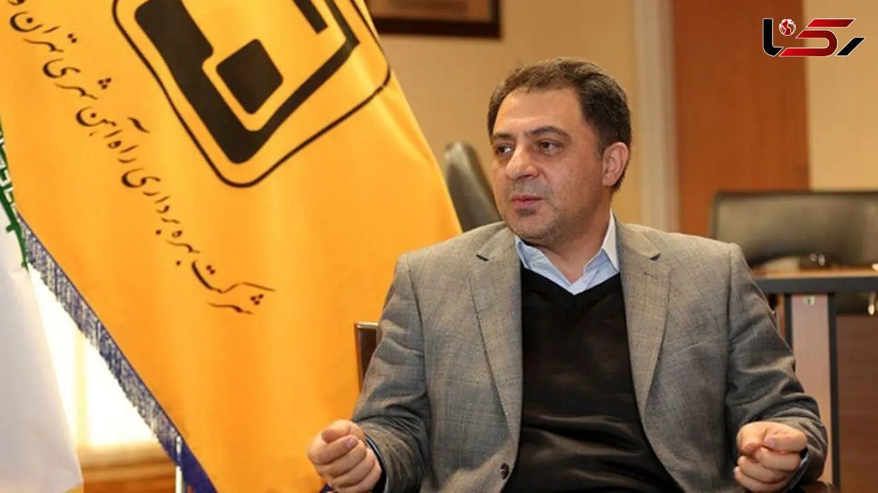 از دستفروشان خرید نکنید تا کمتر شوند / مدیریت شهری نقشی در ساماندهی وضع دستفروشان ندارد