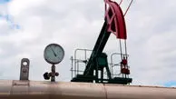 قیمت نفت پس از اعلام ترامپ درباره تحویل تا ۵۰ میلیون بشکه نفت ونزوئلا به آمریکا کاهش یافت